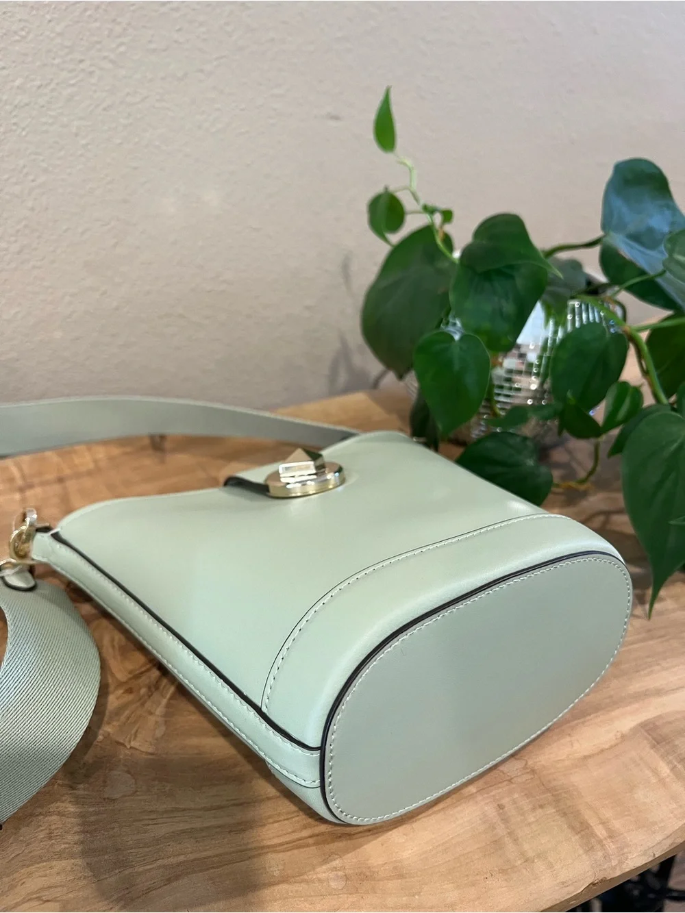 Kate Spade Mint Green Bucket Crossbody with Star-Accent Clasp
